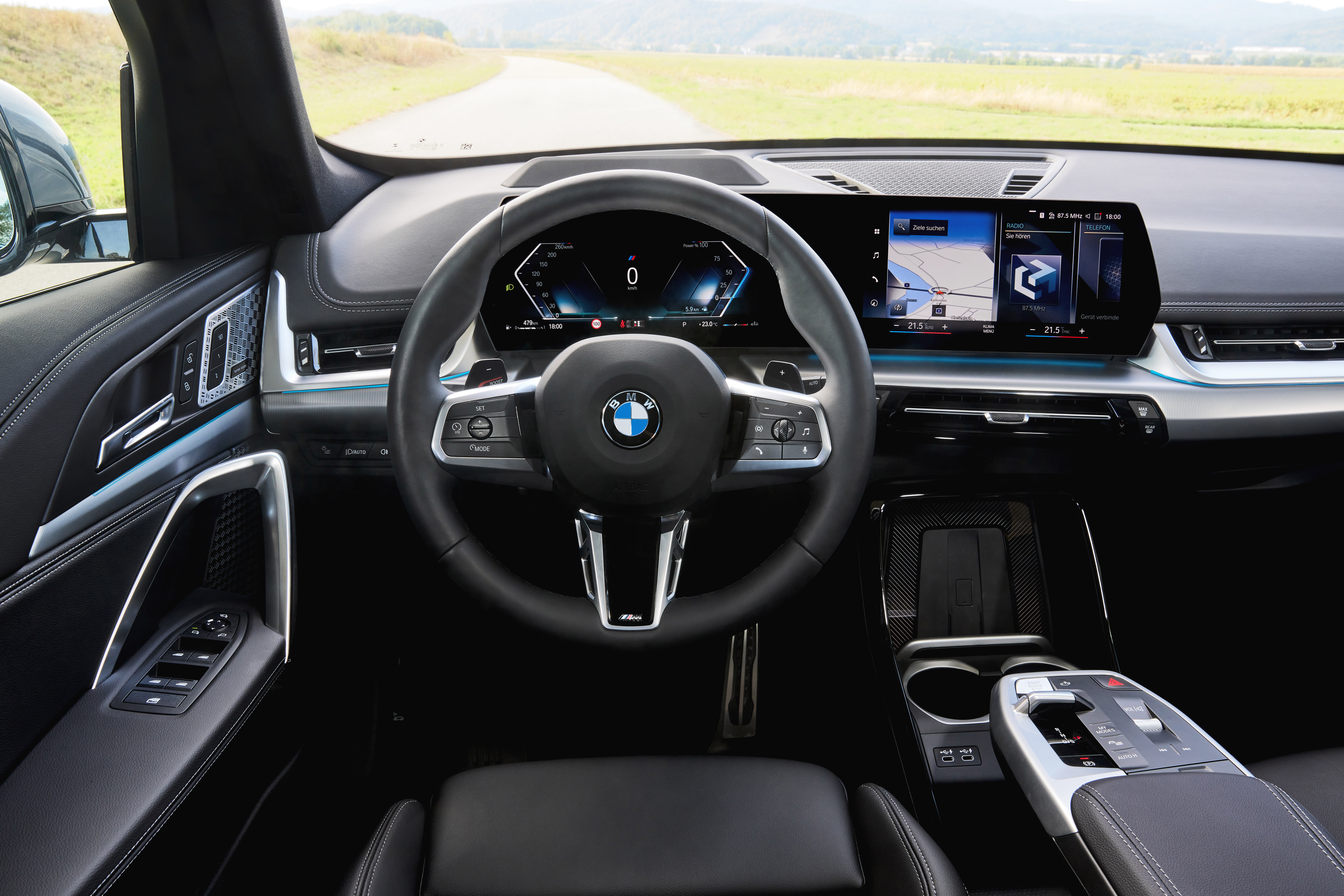 BMW X1 2023 | novinka k objednání | BMW X1 Diesel | BMW X1 Benzín | BMW X1 Plug-in | objednání online | první objednávky | autoibuy.com